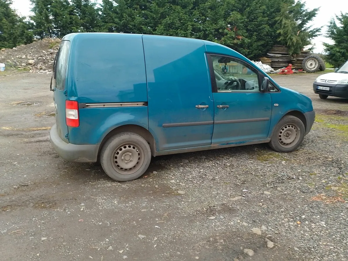 Volkswagen Caddy 2004 DOE 05-25 TAX 02-25 - Image 4