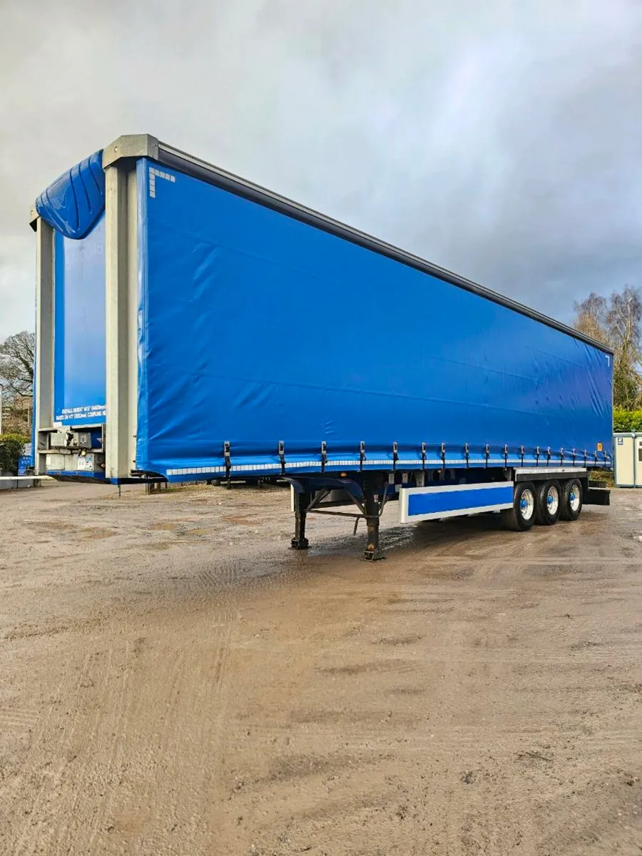 2019 TIGER CURTAINSIDER - Image 1