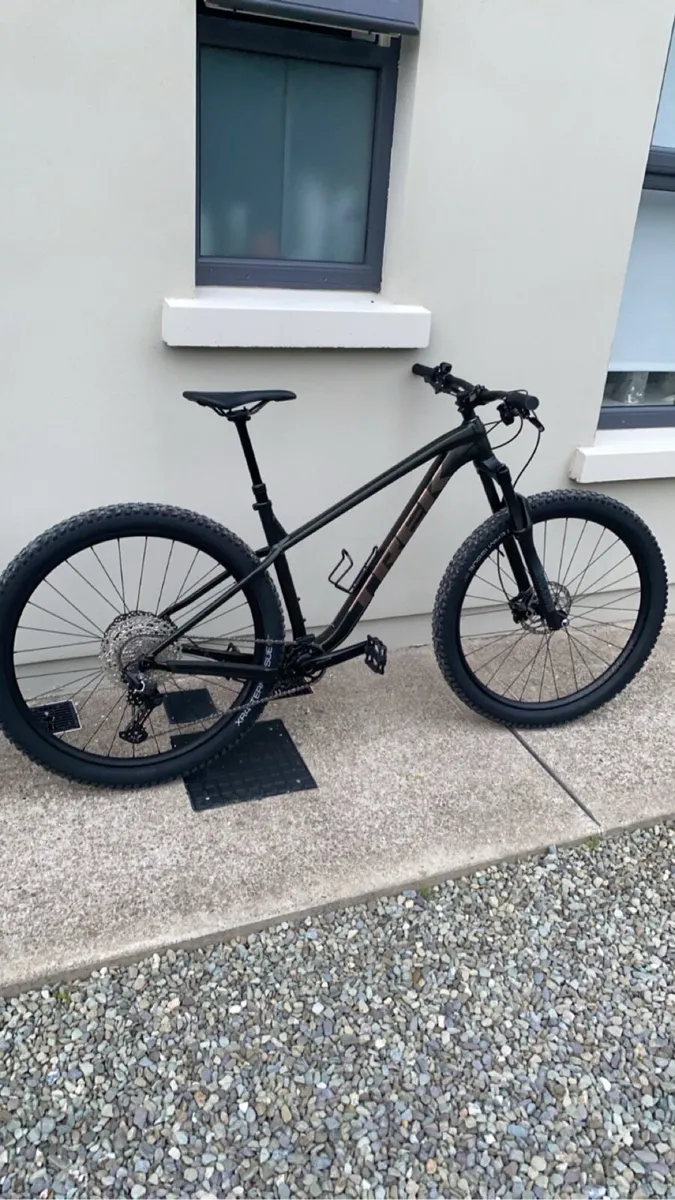 Trek Roscoe 7 - Image 1