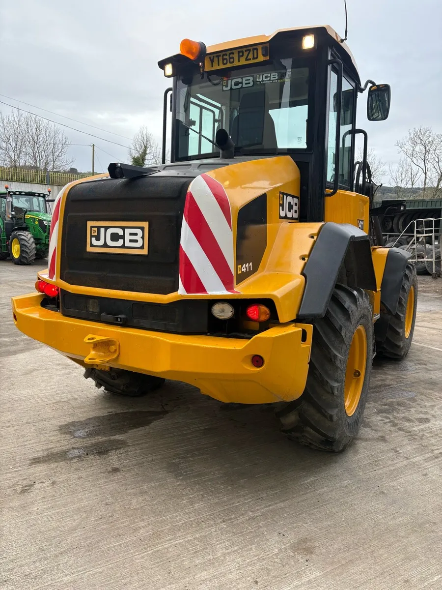 JCB 411 - Image 4