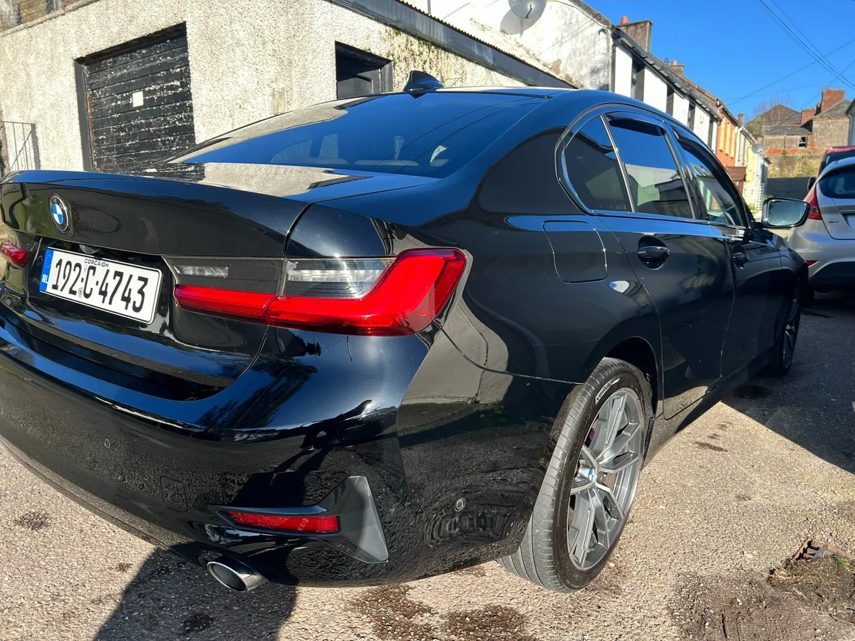 Bmw 318 Black edition - Image 3