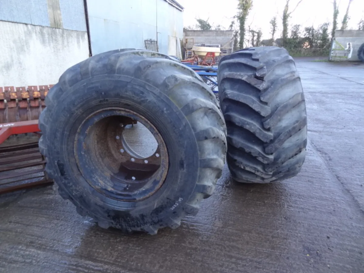 Alliance 48x25.00-20 Wheels - Image 1