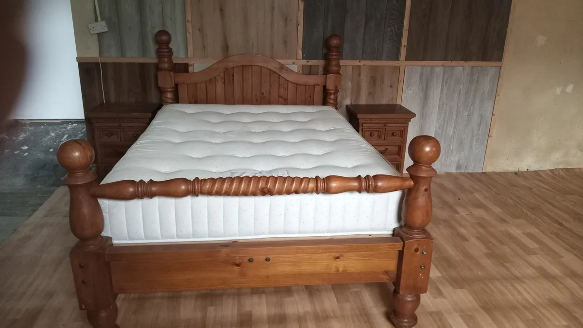 king size bed mattress and 2 lockers - Image 4