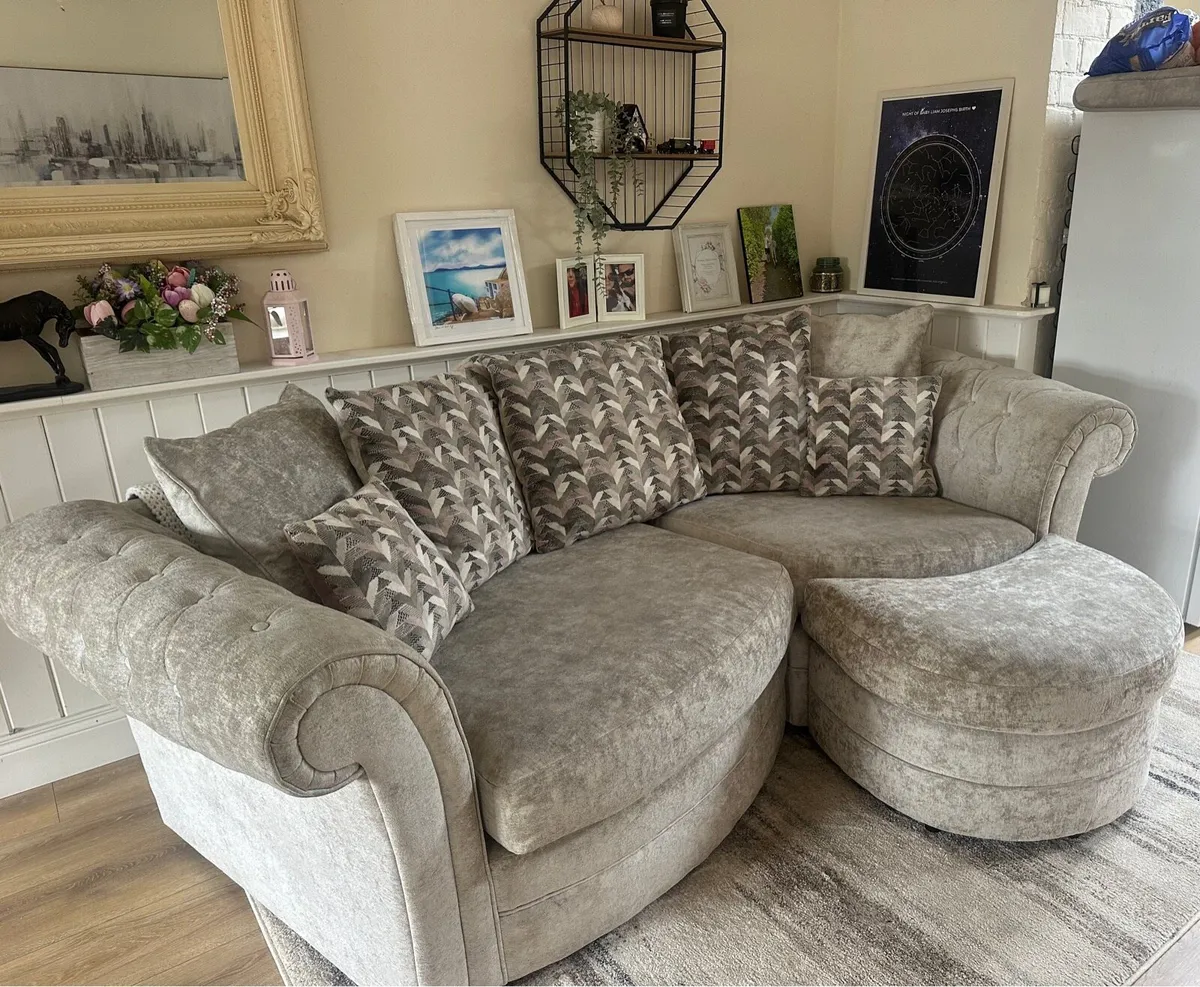 Sofa with Puff - Image 1