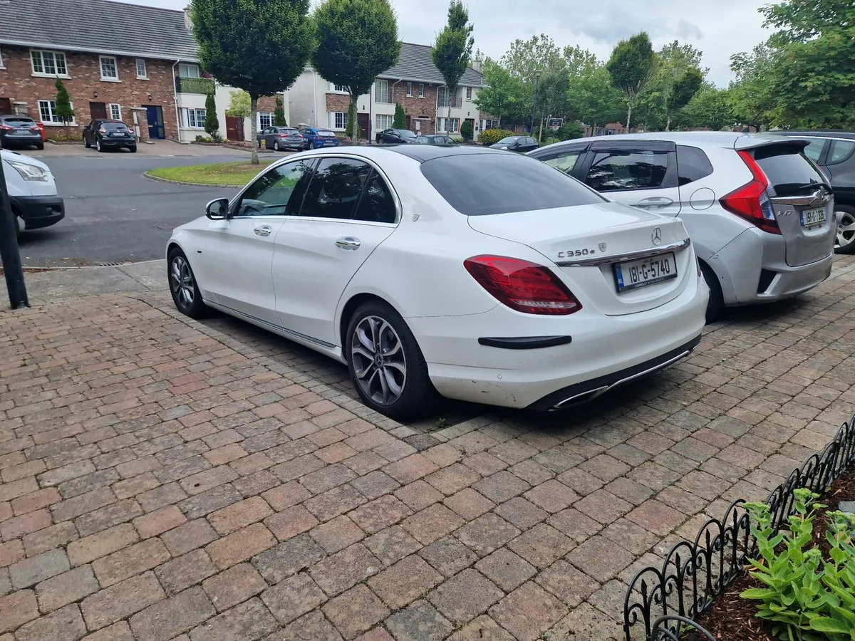 Mercedes C 350 E Hybrid. Top spec! - Image 3