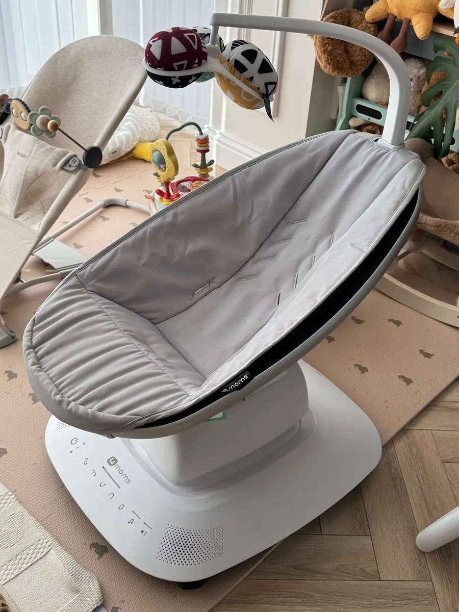 ママルー新生児インサート付き (ママルー mamaroo5 ママルー5 ママルー新生児インサート付き (ママルー mamaroo5 ママルー5