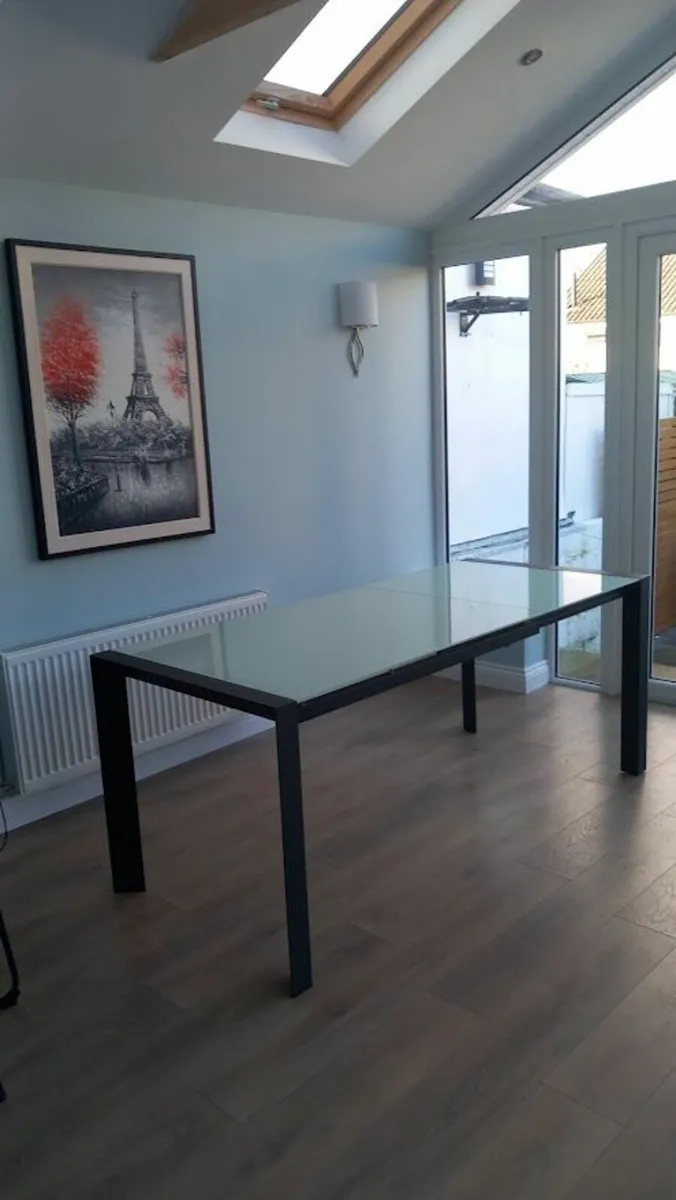 Extendable Glass Kitchen Table  120-180cm - Image 3