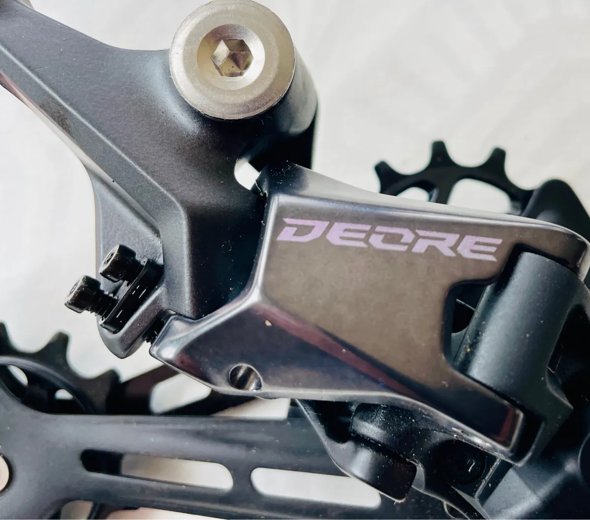 Deore MD6100 12speed derailleur + hanger - Image 2