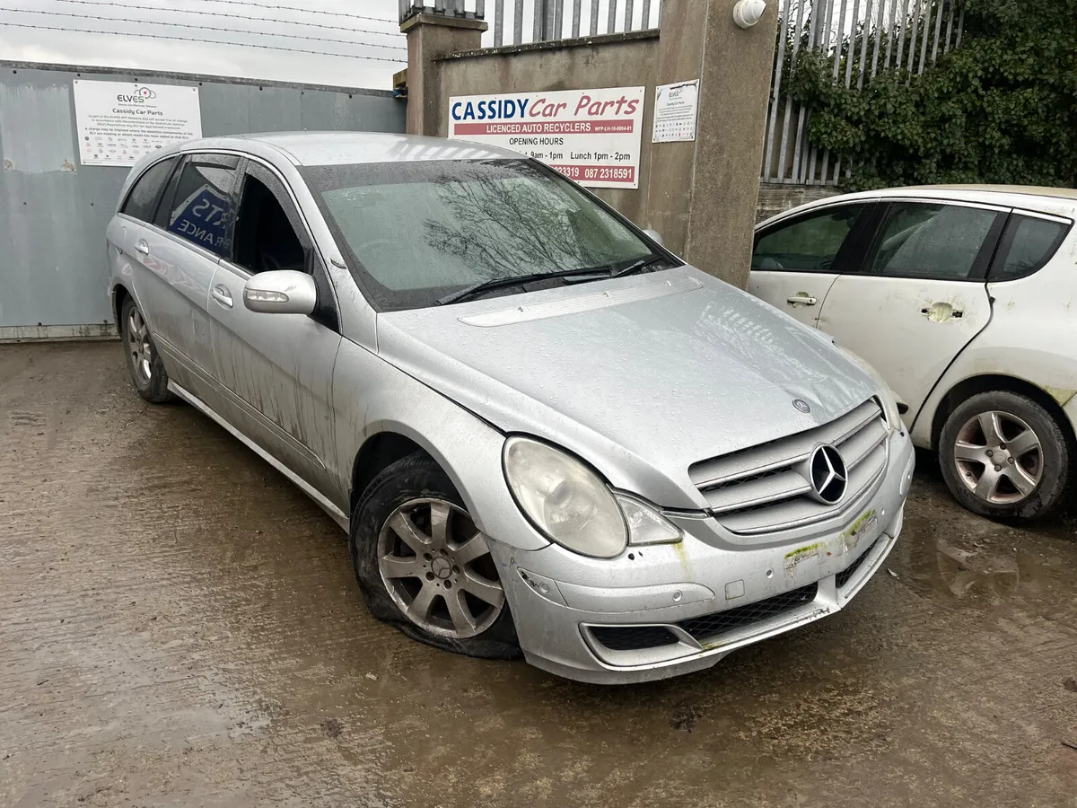 For Parts 2007 Mercedes R320 cdi - Image 1