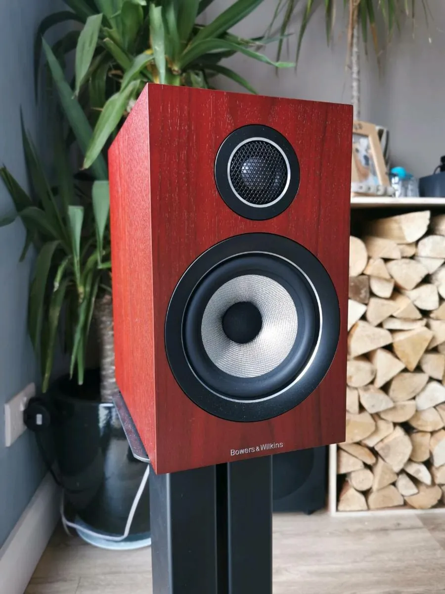Speakers - Image 1