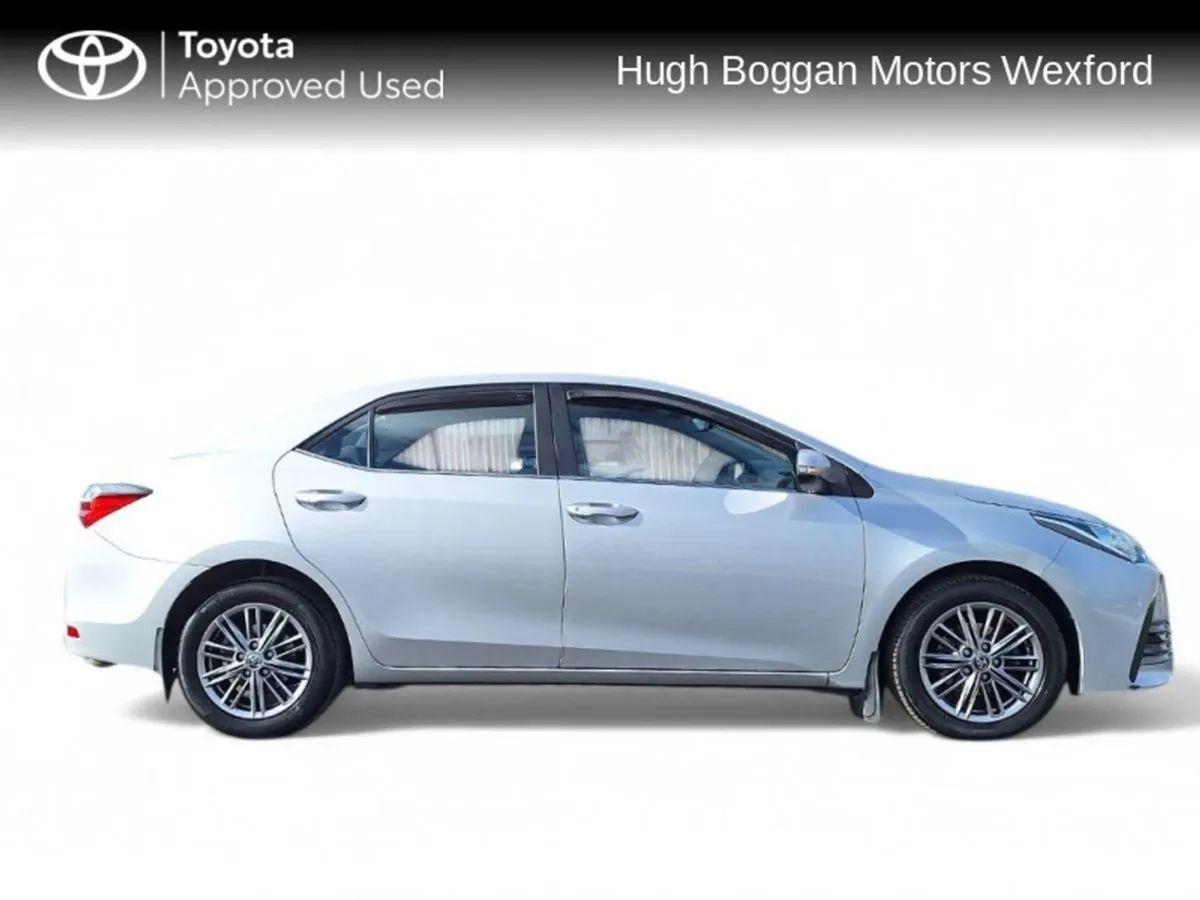 Toyota Corolla 1.33 Luna Sport Saloon  High Speci - Image 3