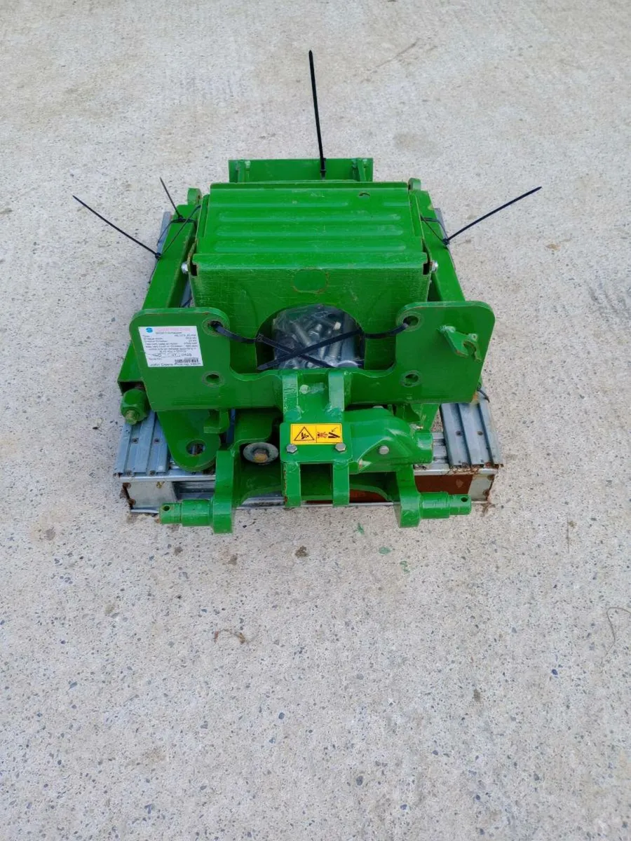 John Deere 5m pick up hitch new - Image 4