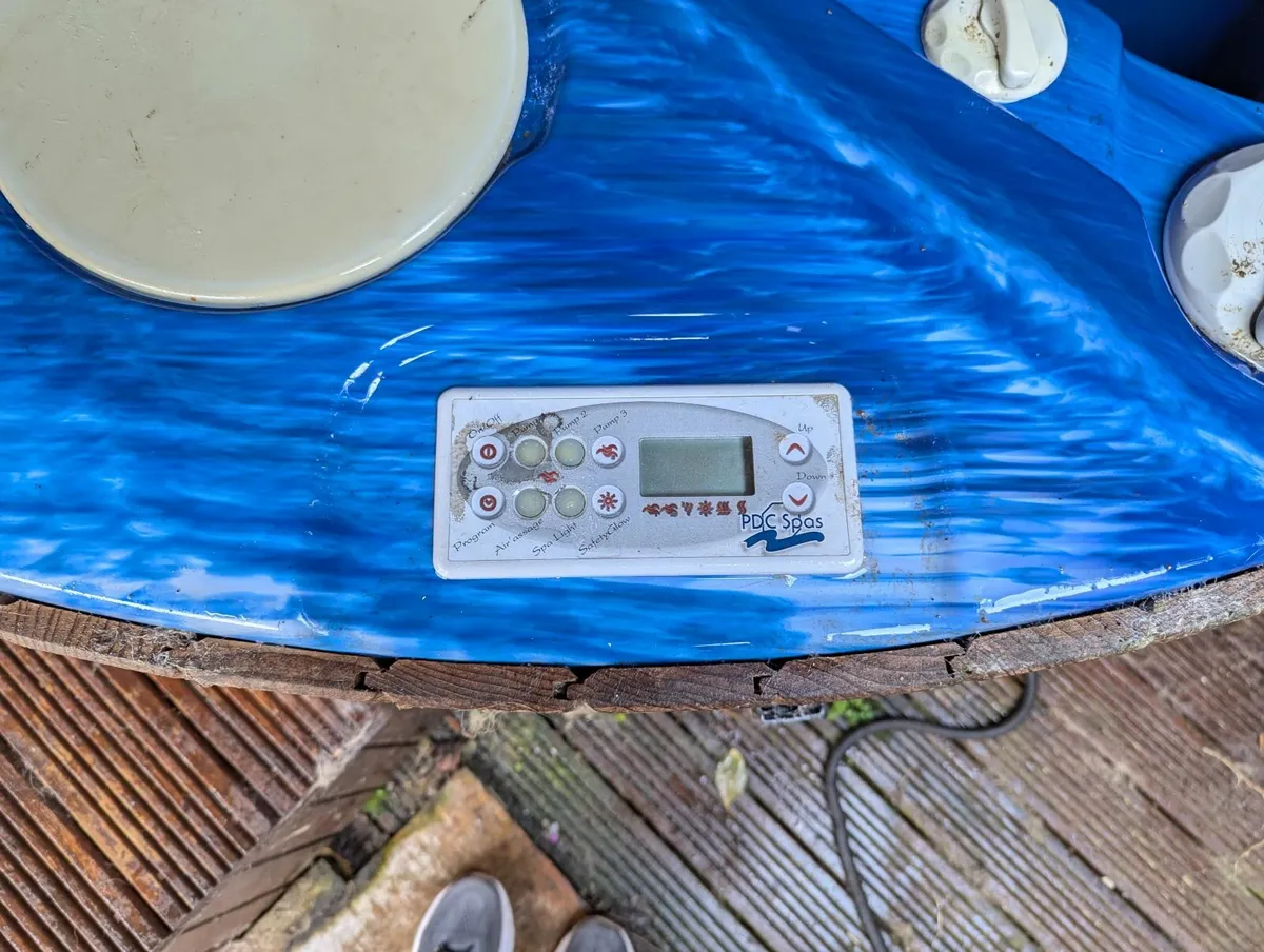 PDC Spas "Rio" Hot Tub - Image 2