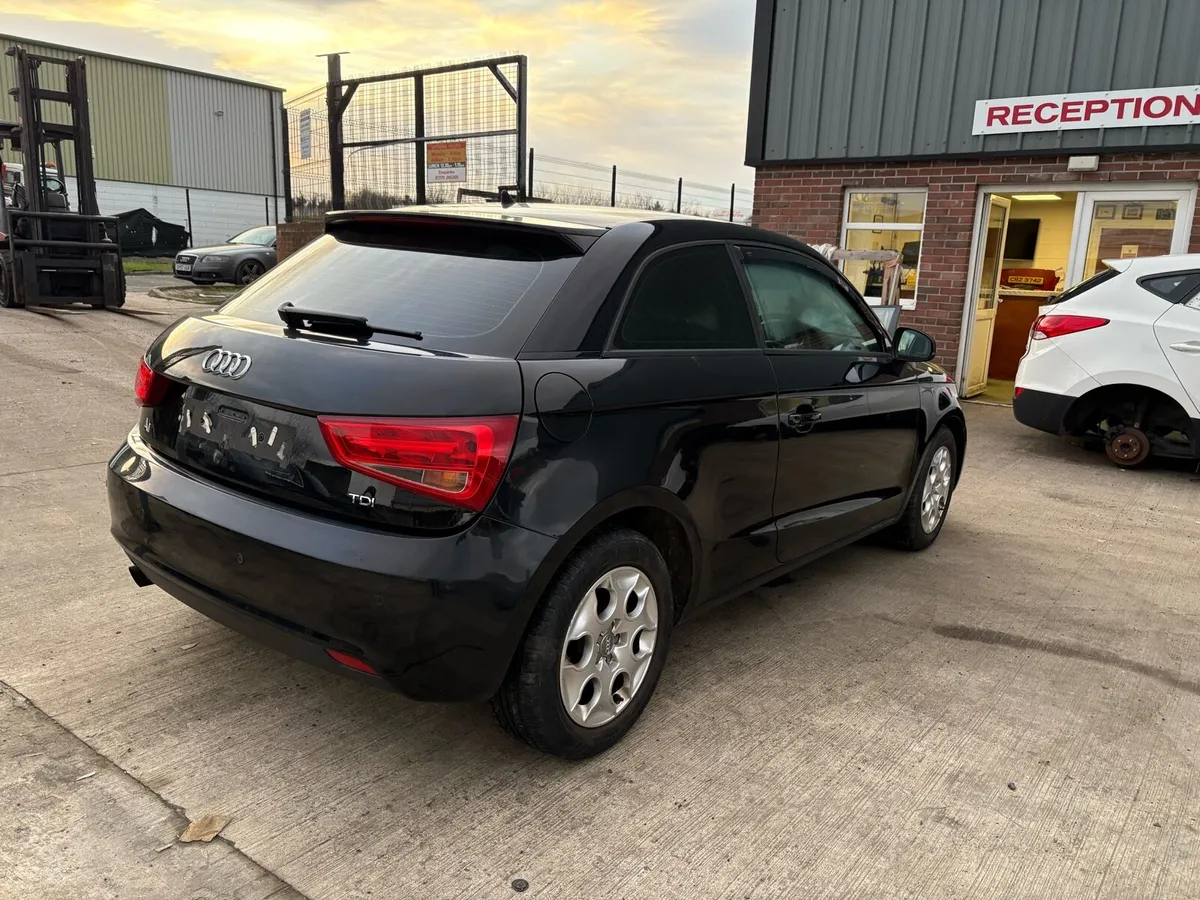 FOR BREAKING 2010 AUDI A1 1.6 Diesel Manual - Image 4