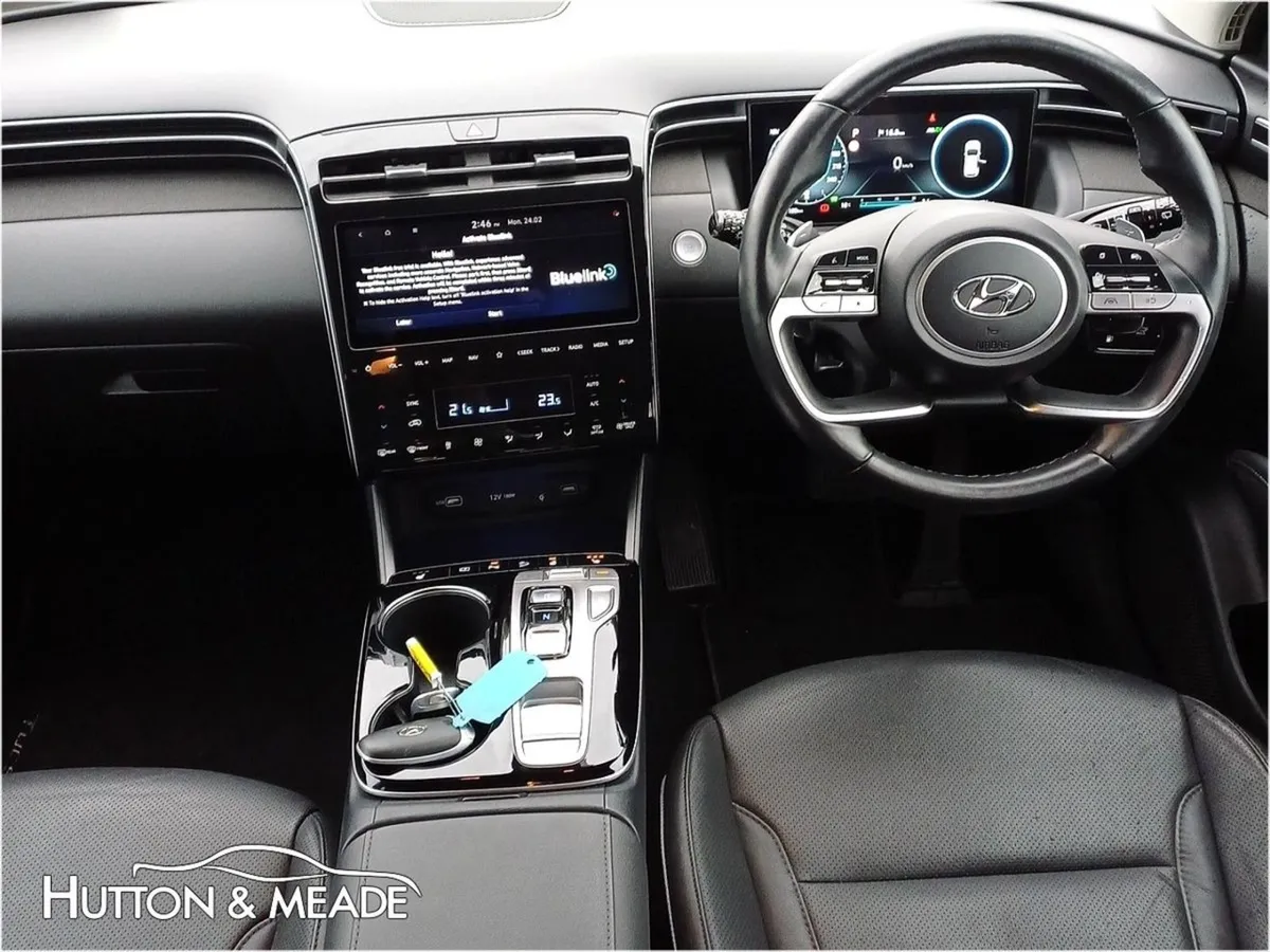 Hyundai Tucson Executive Plus Phev 1.6 Petrol 5dr - Image 3