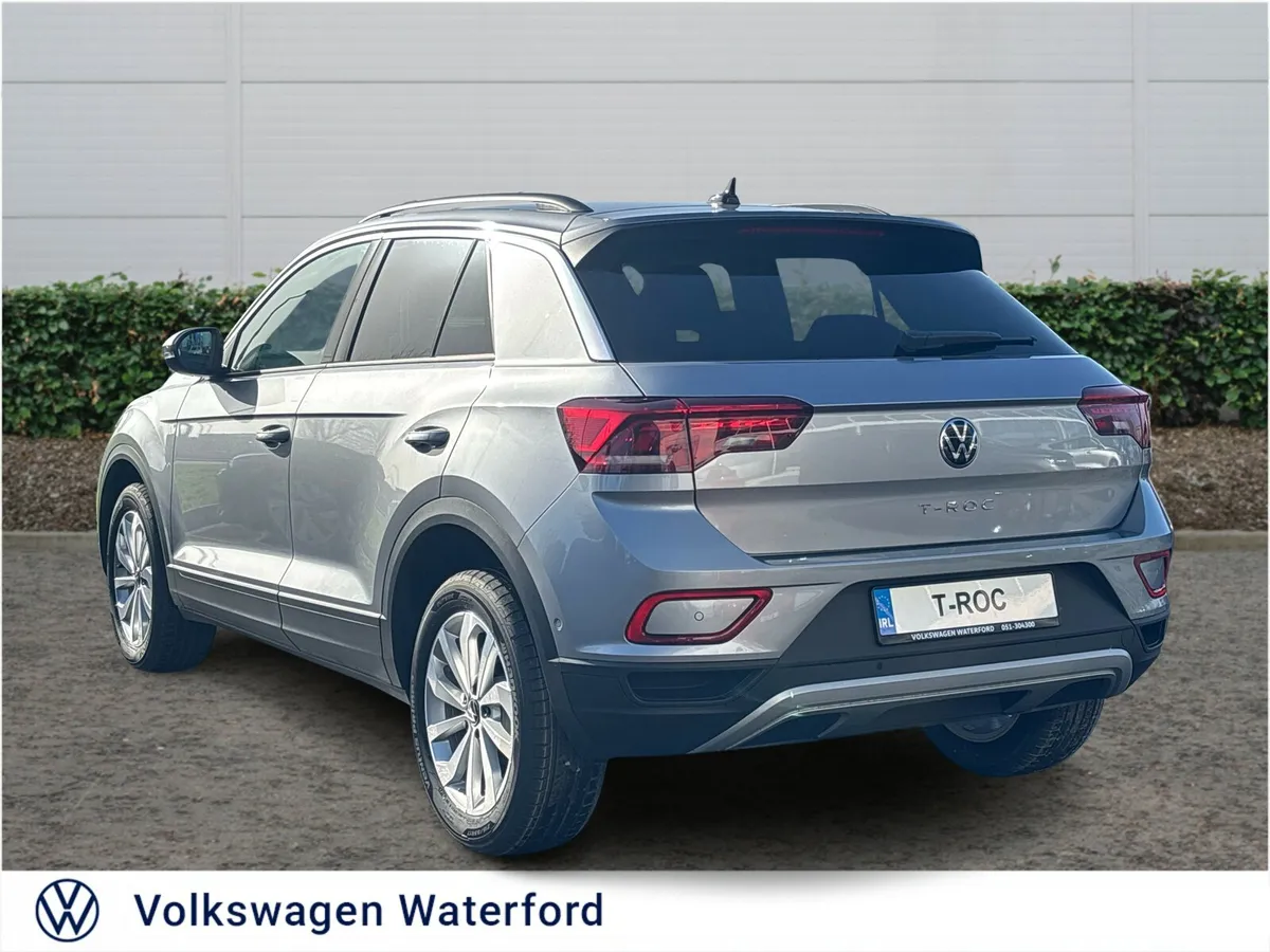 Volkswagen T-Roc Life 1.0TSI 116HP Manual - Image 4
