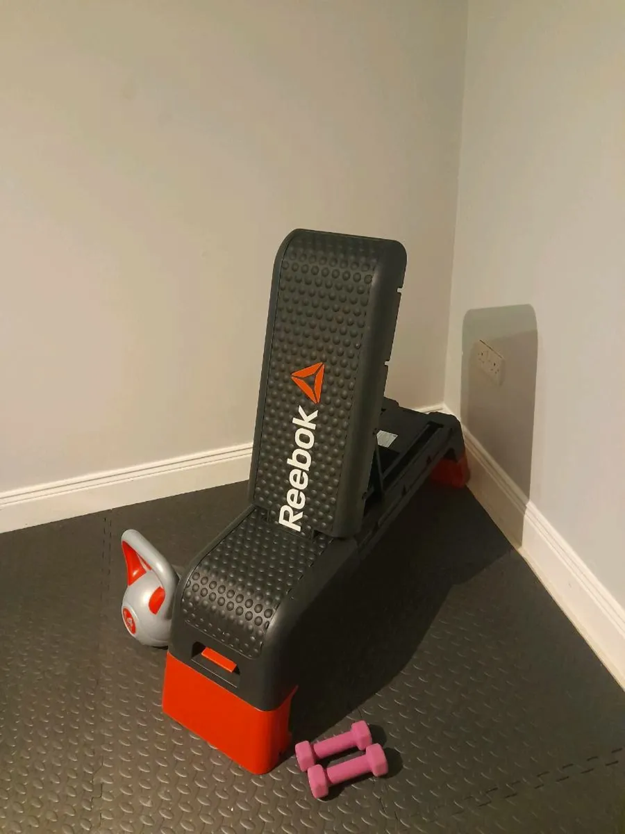 Home Gym Bench and pull up bar - Image 4