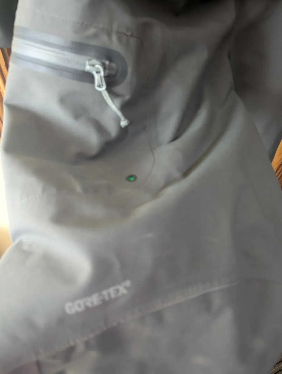 Kokatat Men's Goretex Drysuit - Image 3