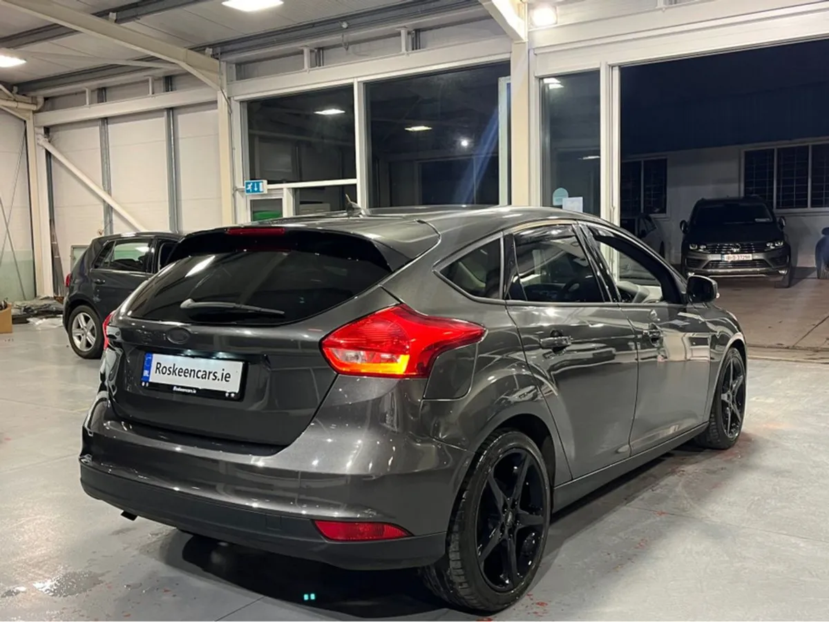 Ford Focus Zetec 1.5 Tdci  reserved - Image 4