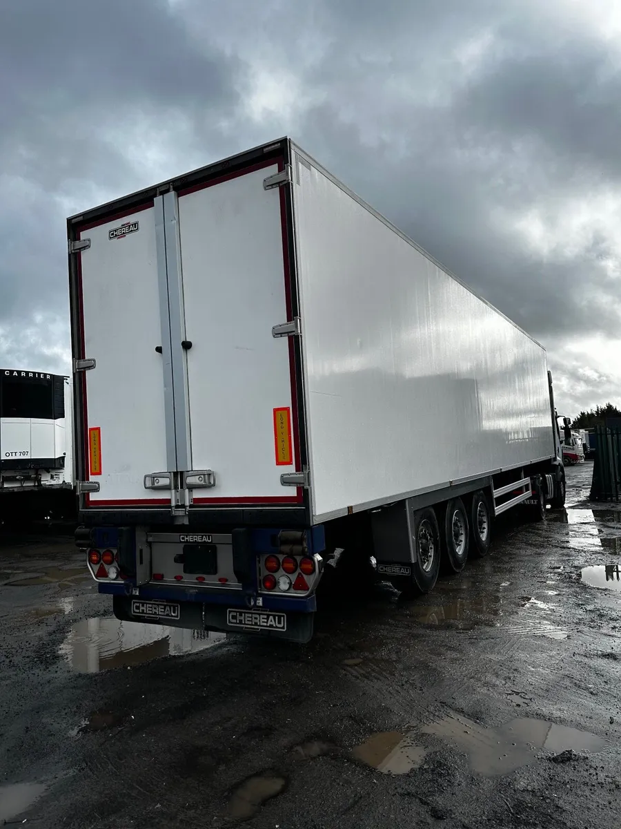 Chereau fridge trailer - Image 1