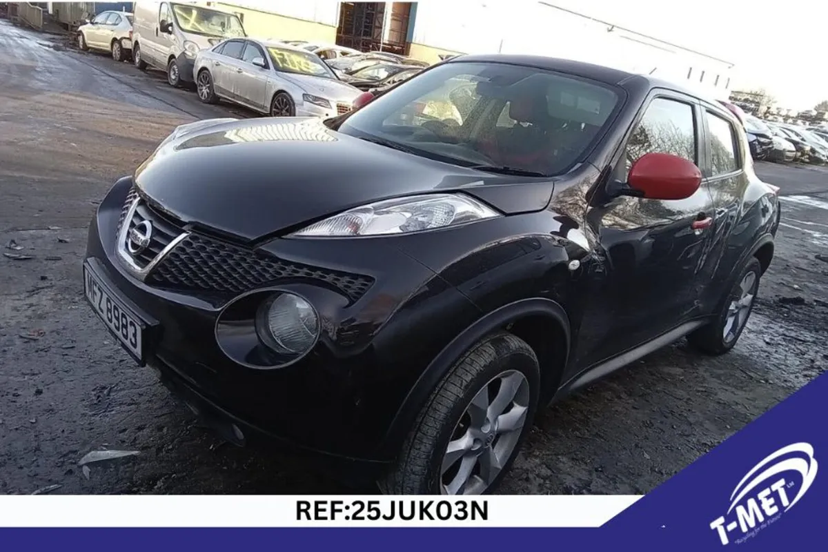 2013 NISSAN JUKE BREAKING FOR PARTS - Image 1