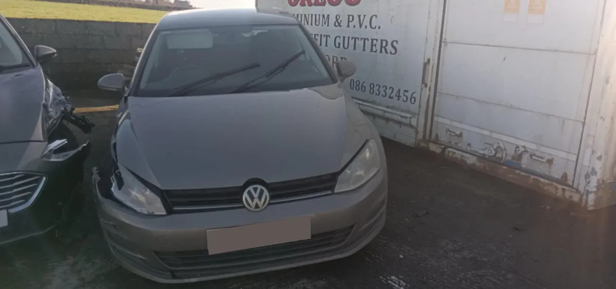 2014 VW GOLF MK7 1.6 TDI FOR BREAKING - Image 4