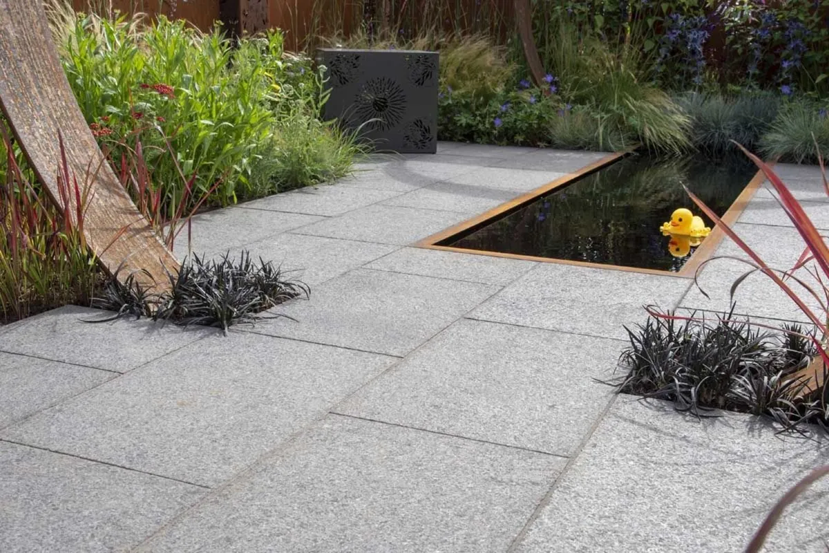 Chinese Granite Paving 32€ m2 inc vat - Image 1