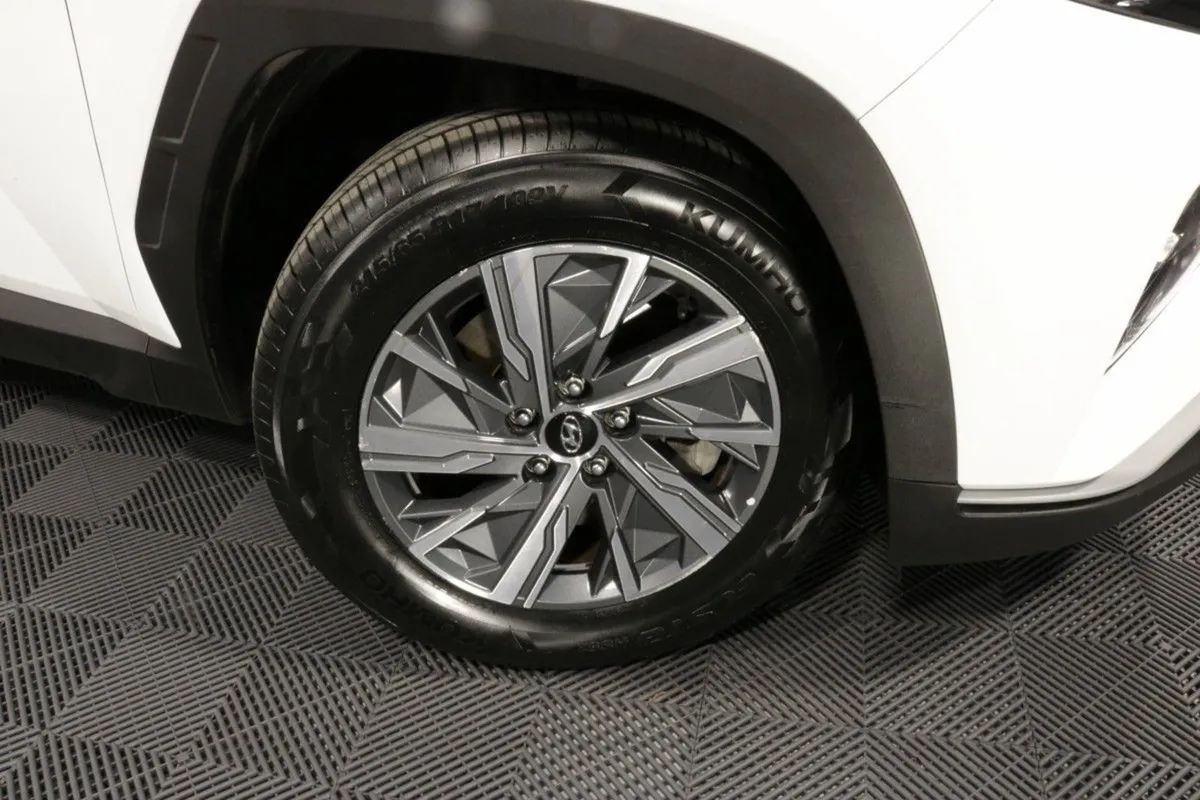 Hyundai Tucson Hybrid Comfort Plus 1.6l Petrol Au - Image 3