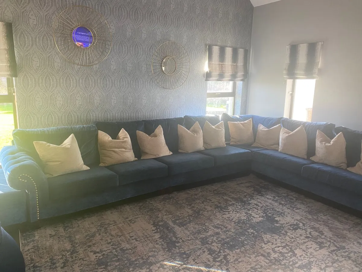 Large corner sofa - Image 2