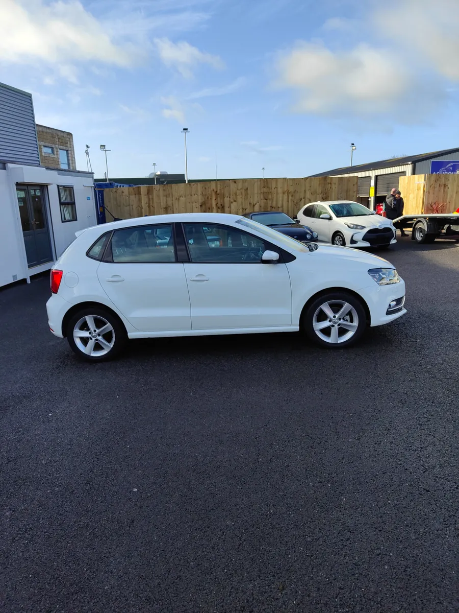 2017 VW POLO AUTOMATIC DSG - Image 4