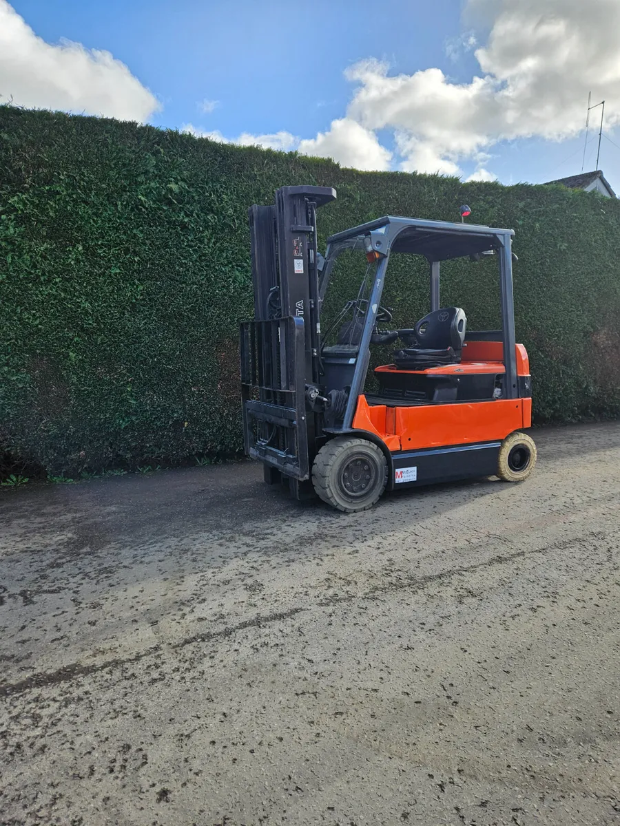 Forklift Toyota 3 Ton Electric - Image 3