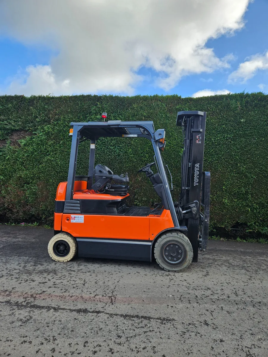 Forklift Toyota 3 Ton Electric - Image 2