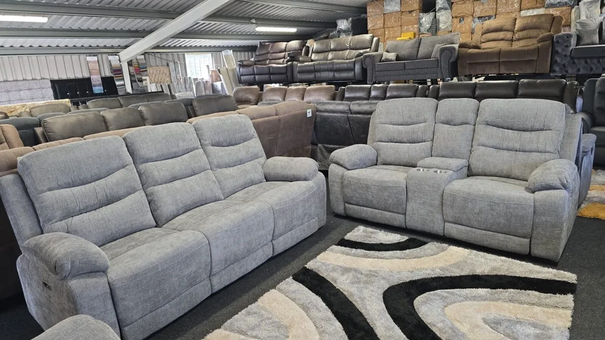New Electric power recliner sofas - Image 2