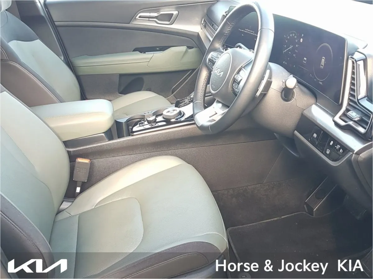 Kia Sportage Anniversary Edition Hybrid - Image 3