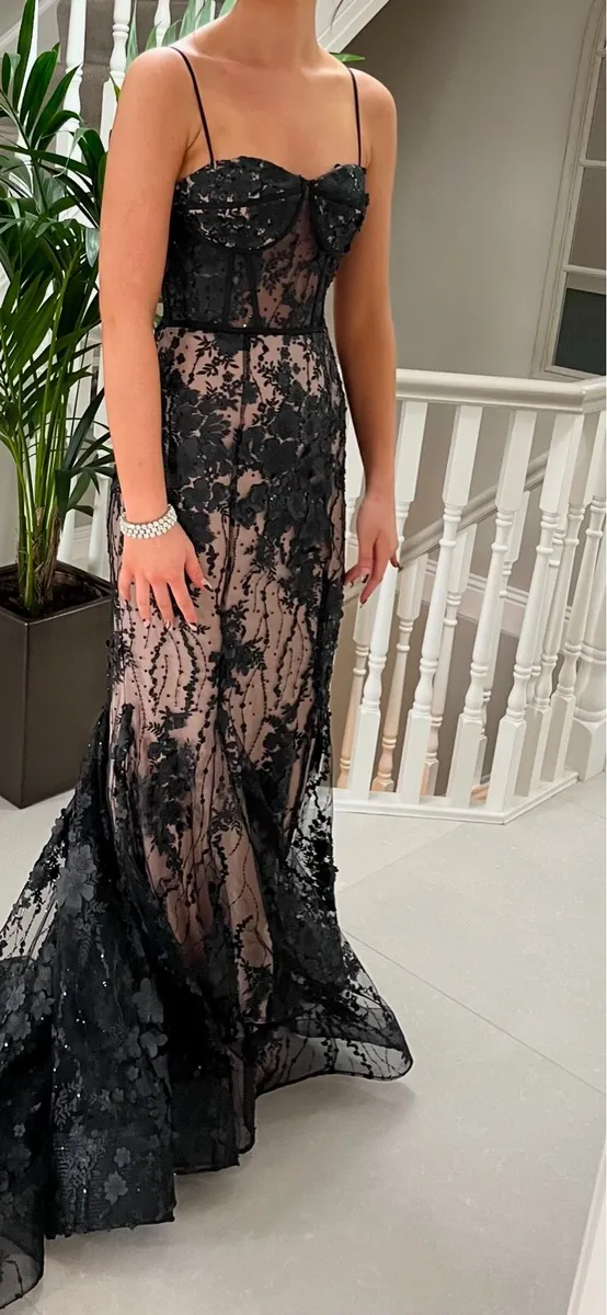 Debs Dress size 6/8 - Image 3