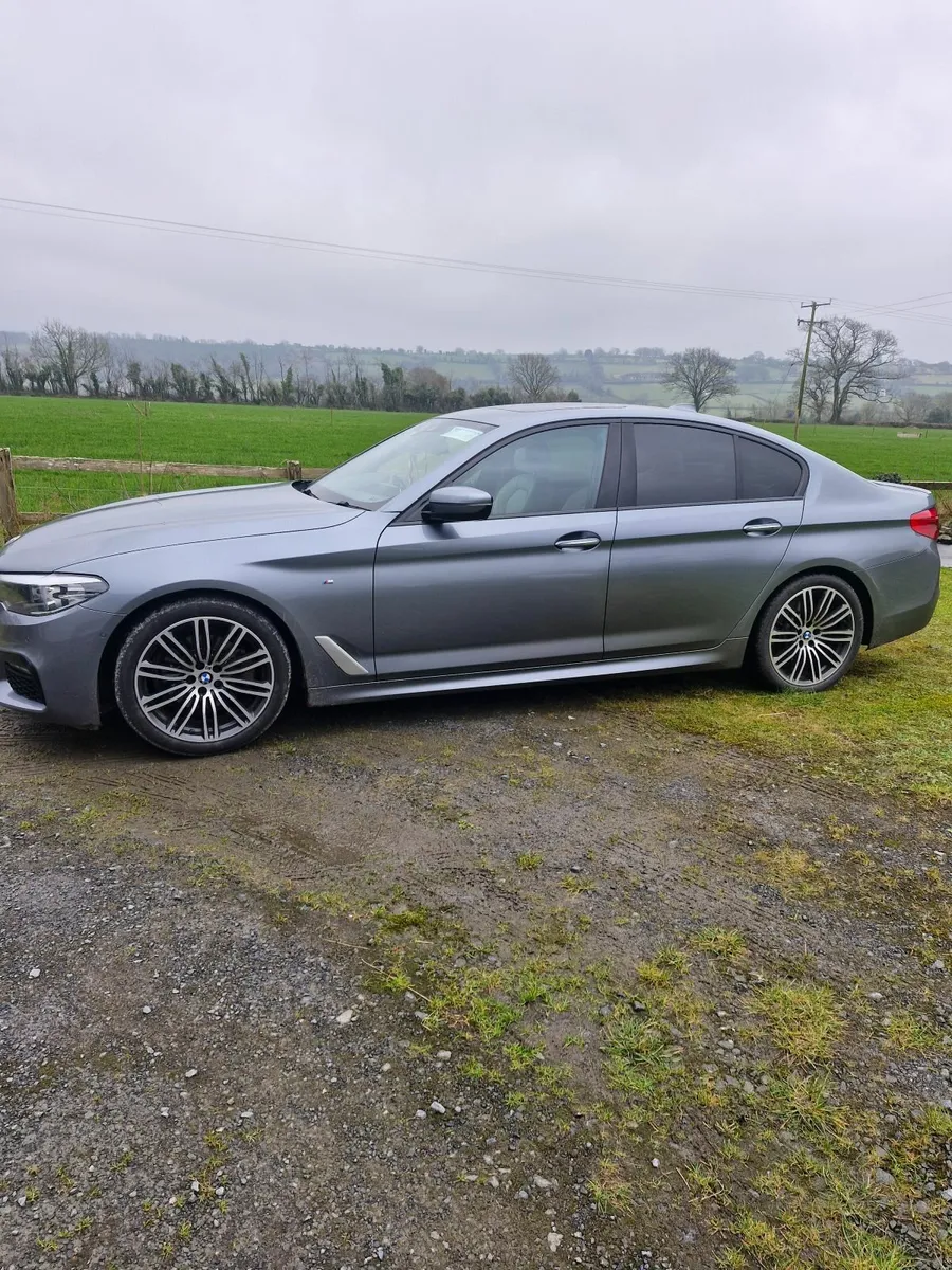 BMW 5-Series 2017 - Image 1