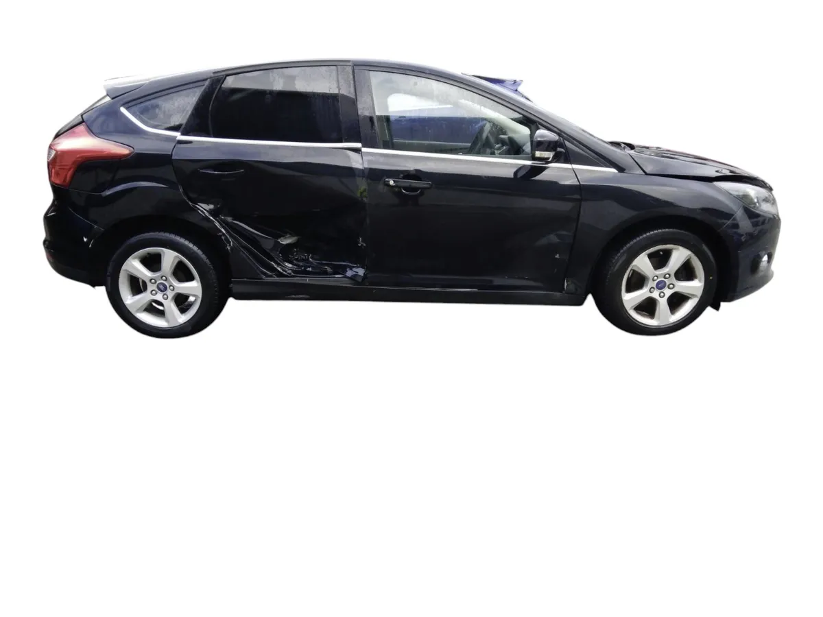 2014 FORD FOCUS Breaking/Dismantling - Image 2