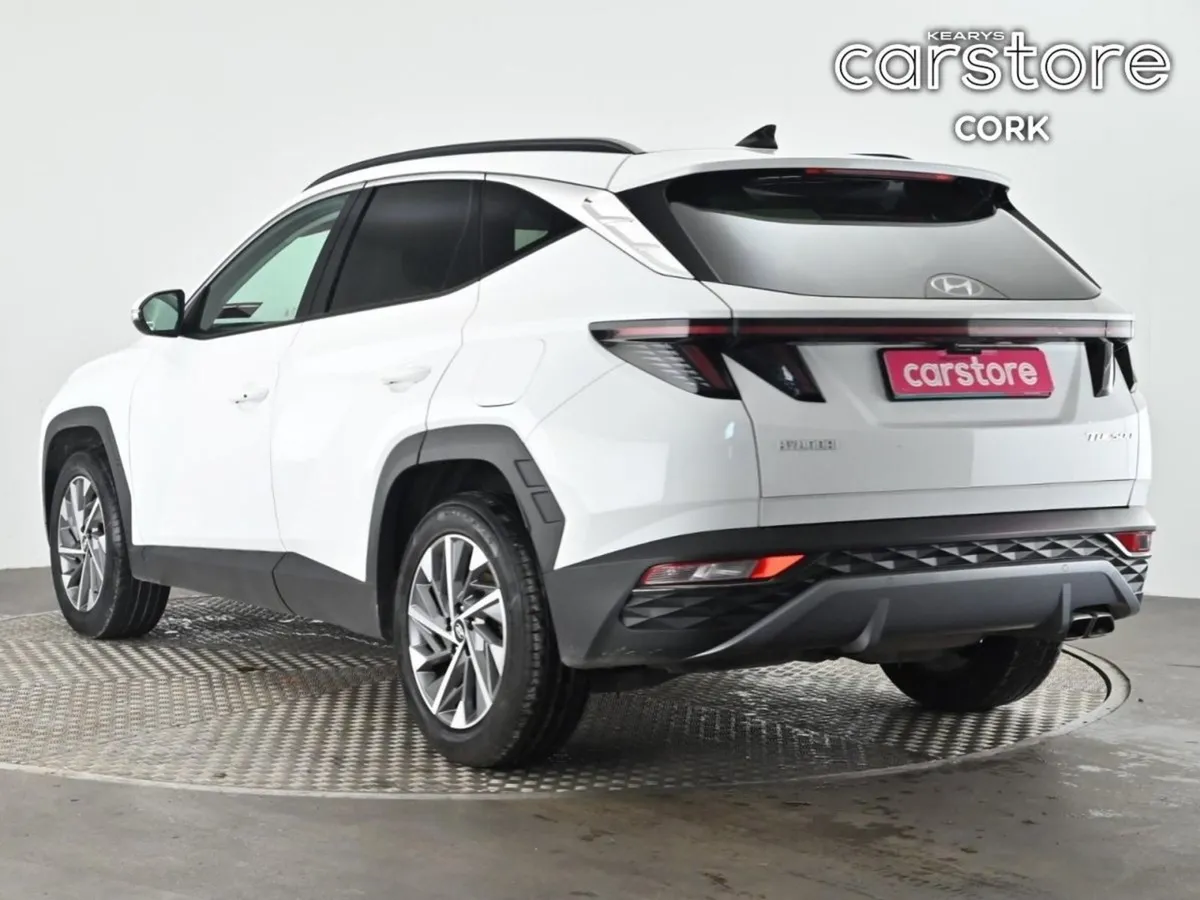 Hyundai Tucson 2WD Executive Plus - Image 4