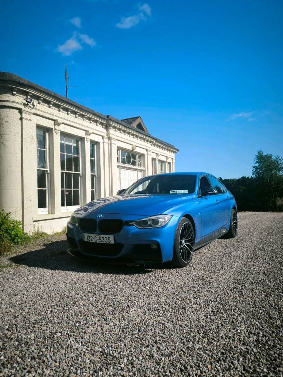 330d x drive - Image 1