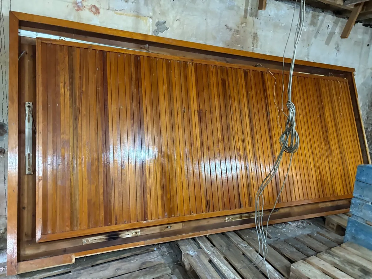 Vintage Bar Feature Wall / Canopy - Image 1