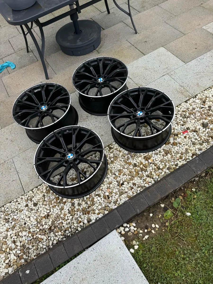 Alloy wheels - Image 2