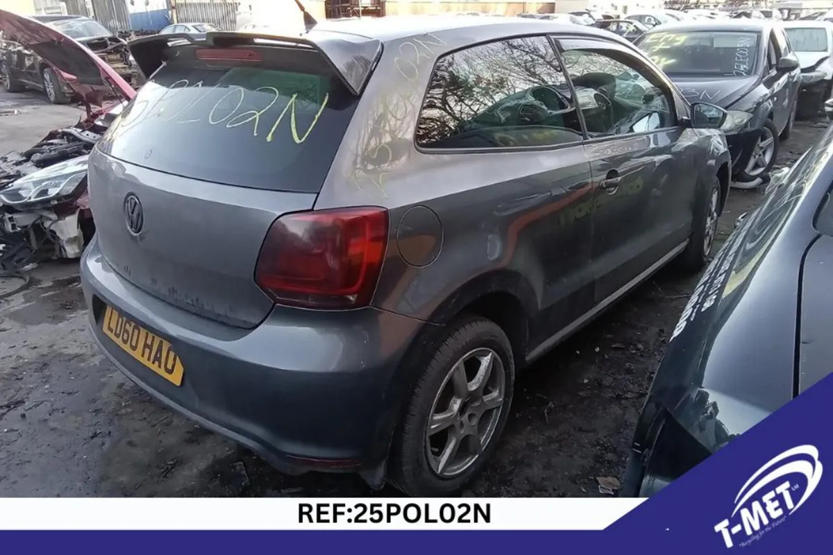 2010 VOLKSWAGEN POLO BREAKING FOR PARTS - Image 3
