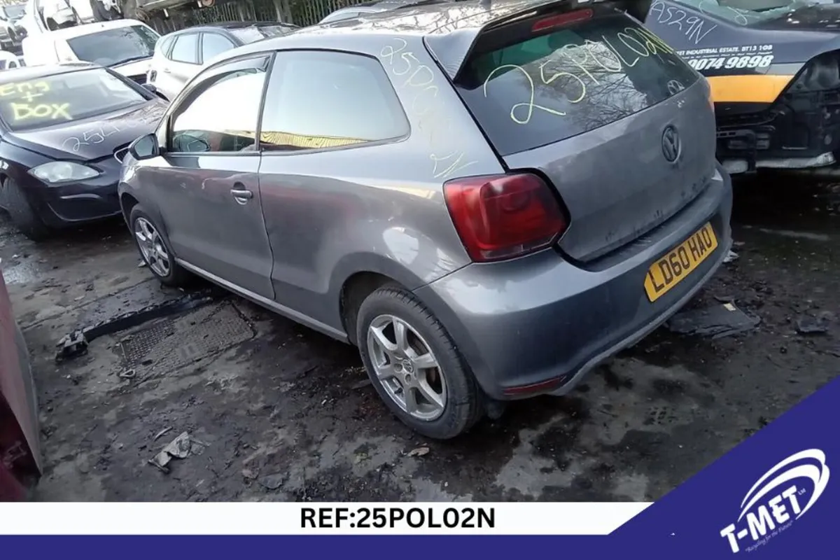 2010 VOLKSWAGEN POLO BREAKING FOR PARTS - Image 4