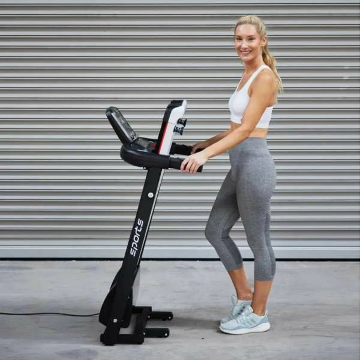 POWER TRACK 3000 Folding Treadmill - Image 4