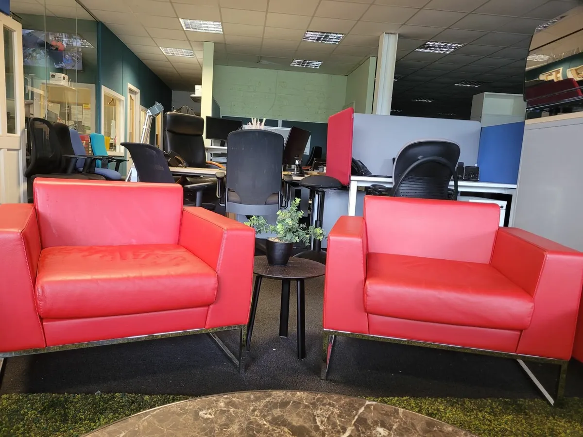 Reception Soft Furnishings - Image 3