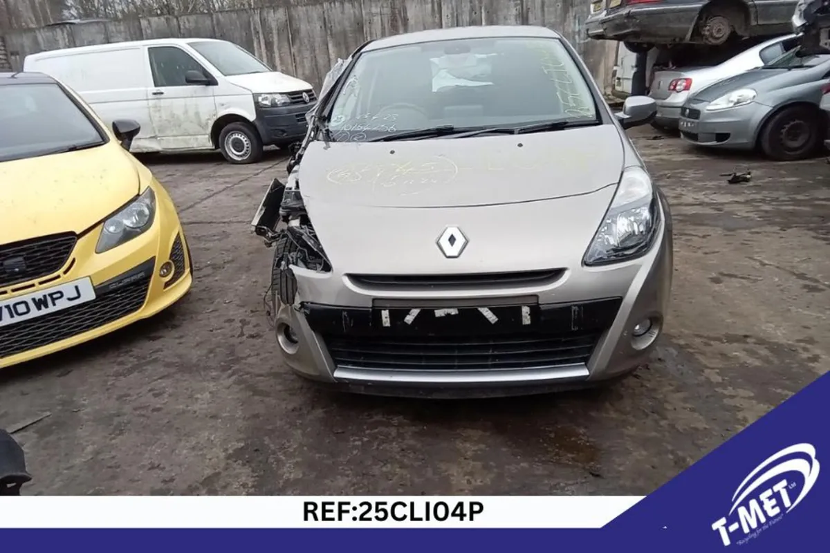 2012 RENAULT CLIO BREAKING FOR PARTS - Image 2