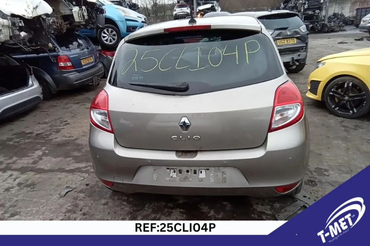 2012 RENAULT CLIO BREAKING FOR PARTS - Image 3