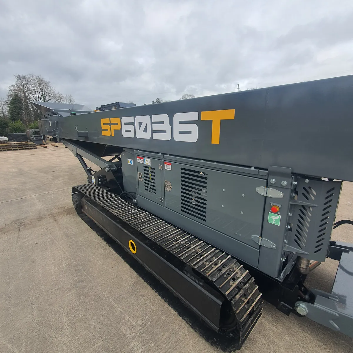 Tracked Conveyor - Image 1