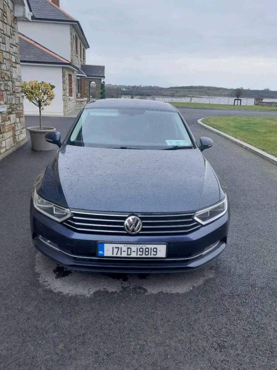 VW passat 1.6 - Image 1