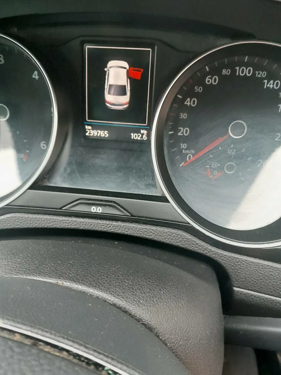 VW passat 1.6 - Image 4